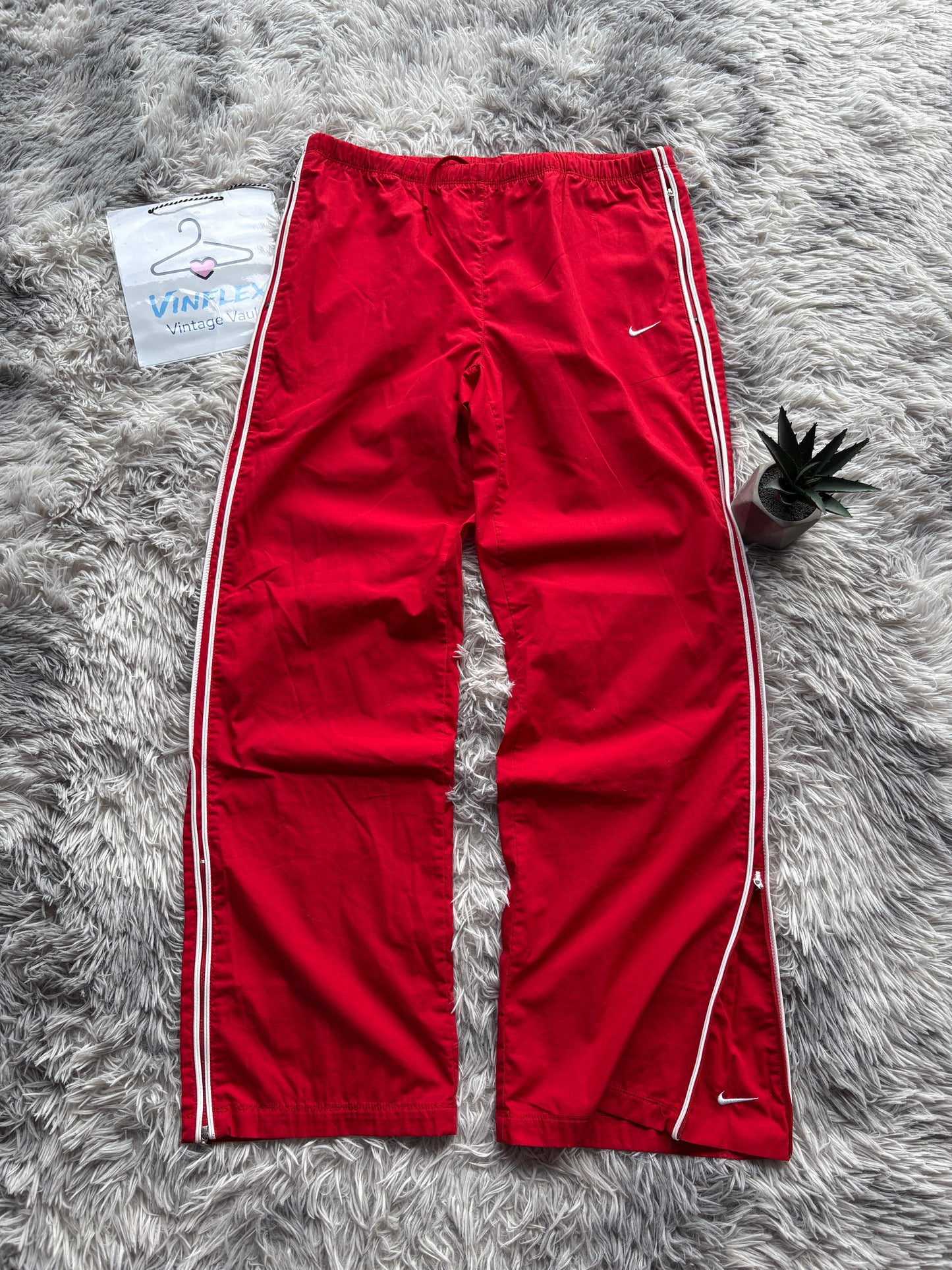 Nike Flared Trackpants (M-L)
