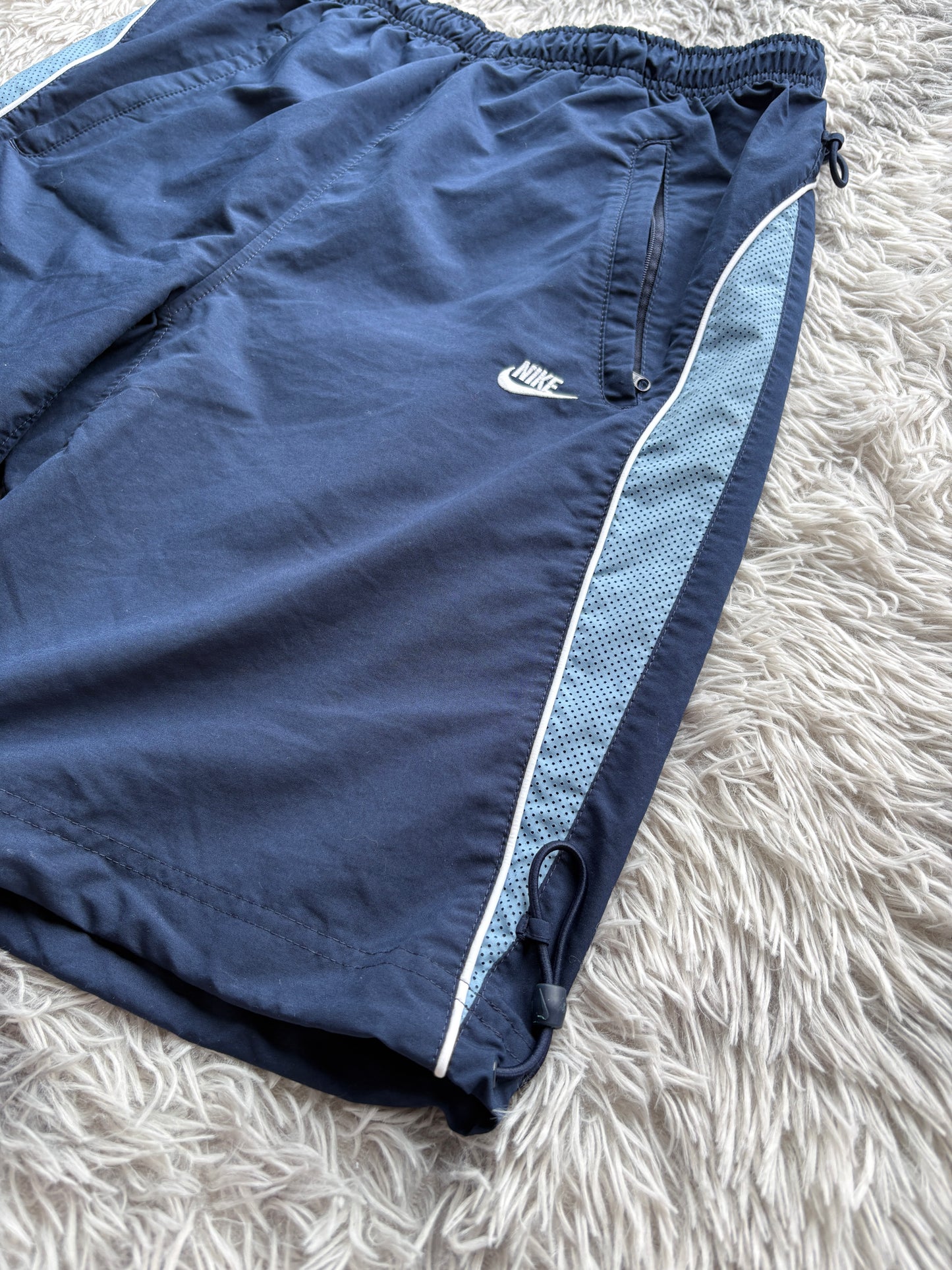 Nike Shorts (L)