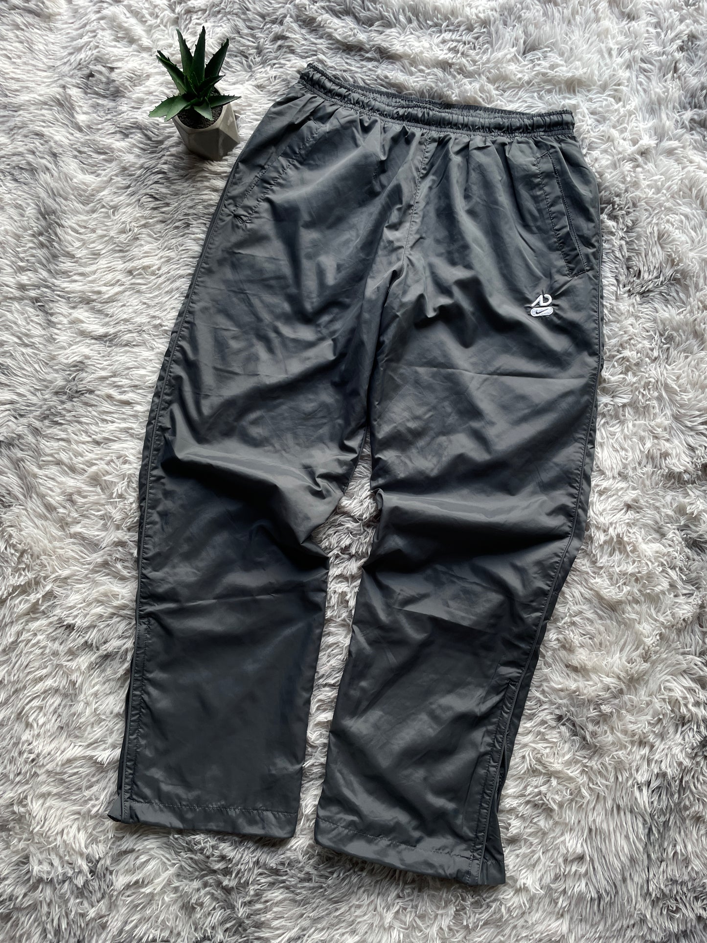 Nike Open Leg Trackpants (M) ~L