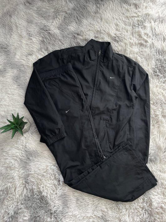 Nike Open Leg Tracksuit Frauen (S)