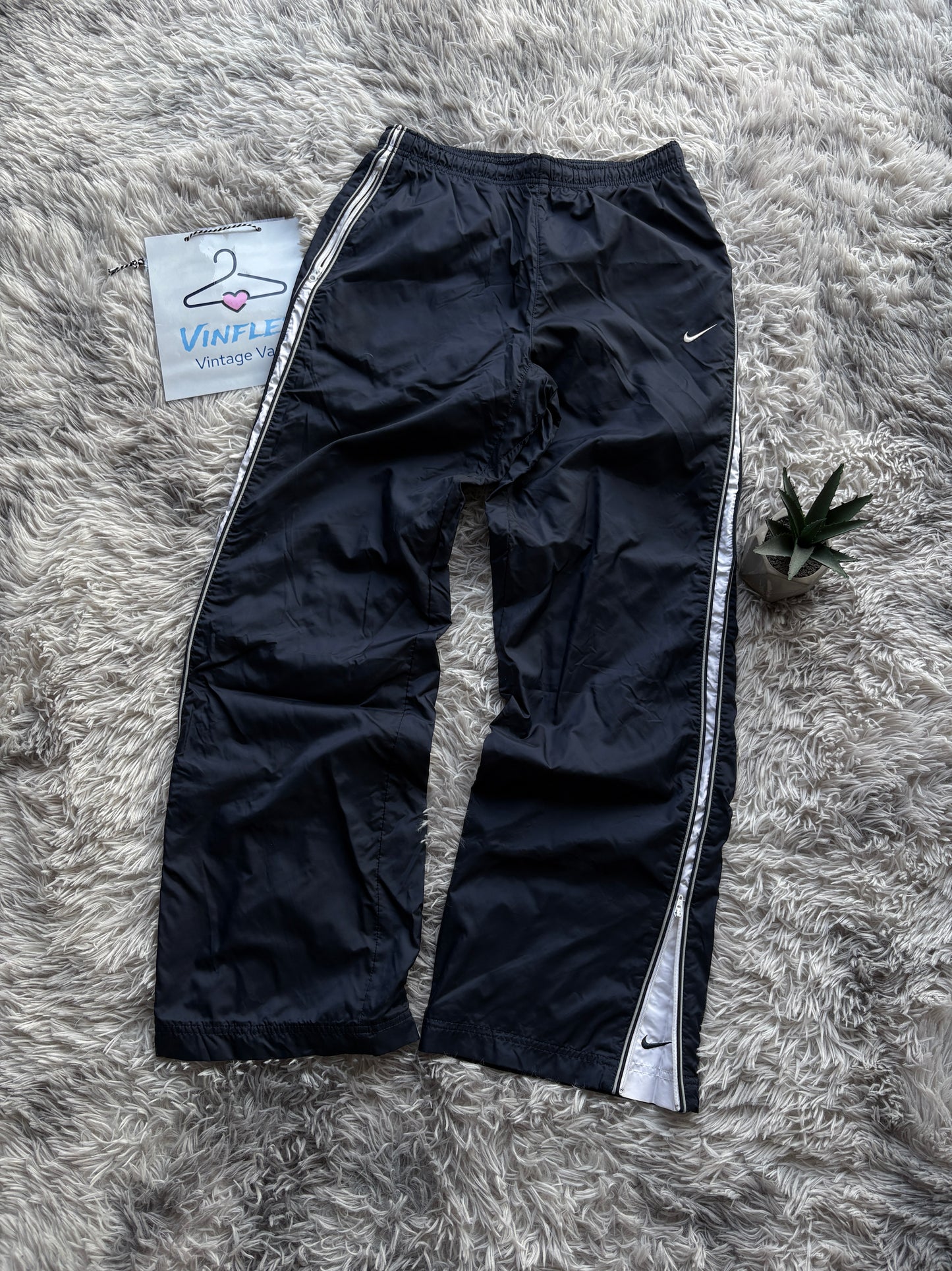 Nike Flared Trackpants (S)
