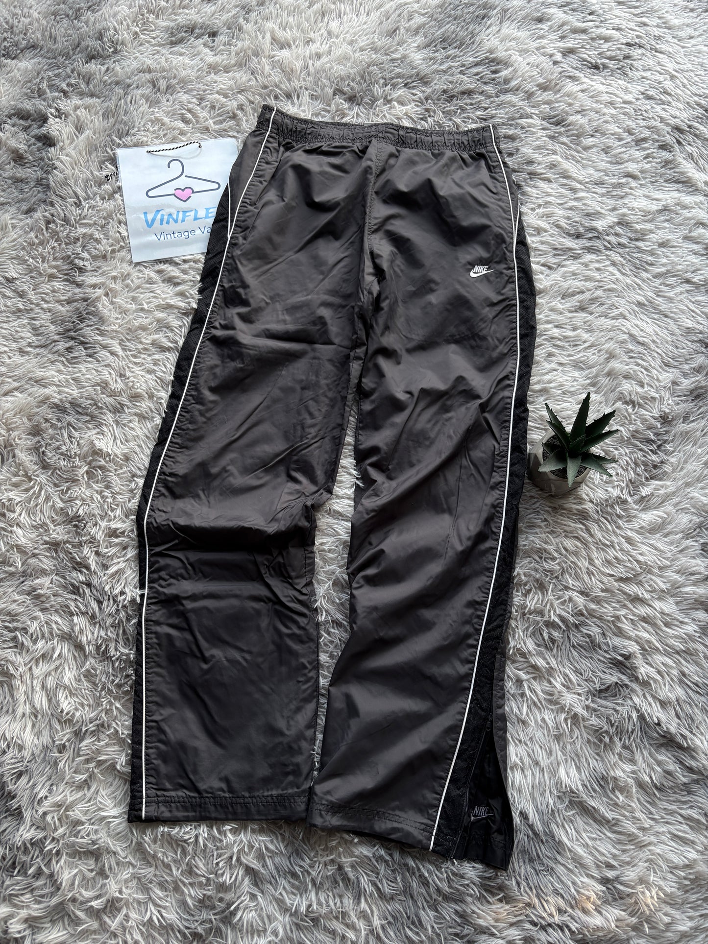 Nike Flared Trackpants (S)