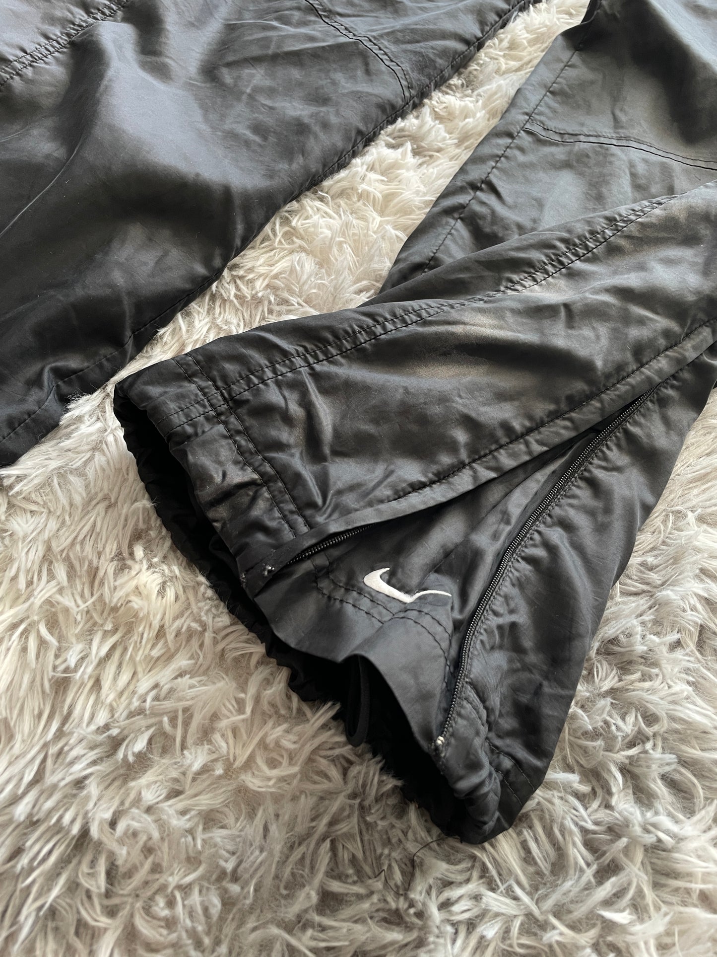 Nike Flared Swoosh Trackpants (L)