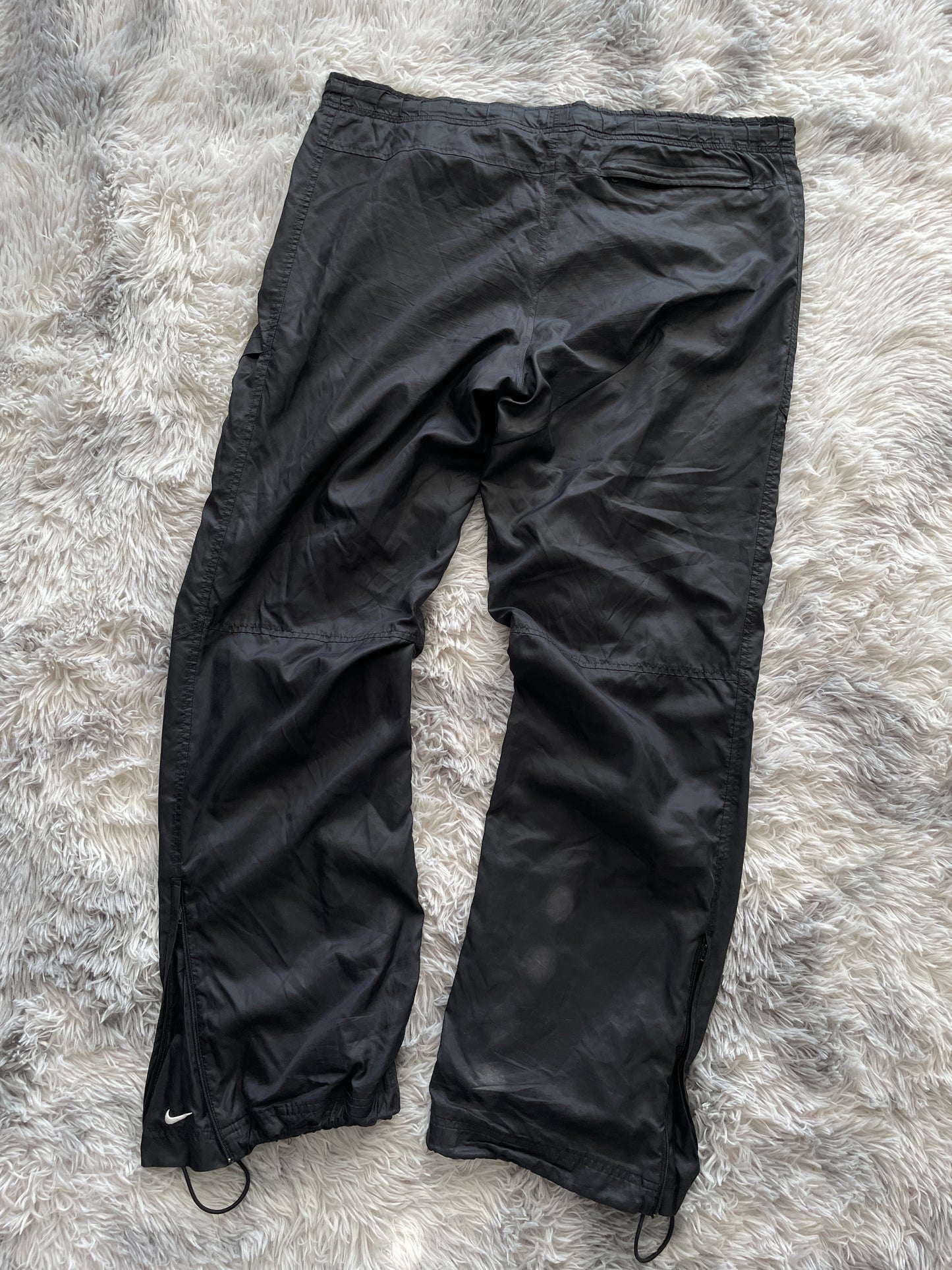 Nike Flared Swoosh Trackpants (L)