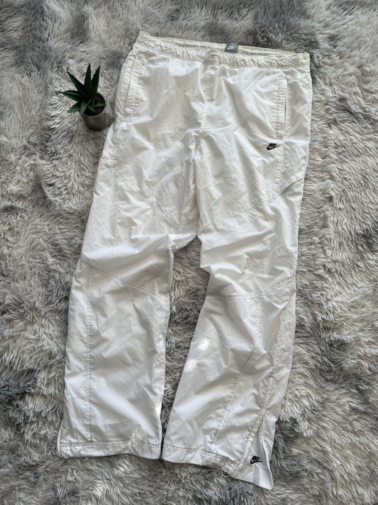 Nike Flared Trackpants (XL)