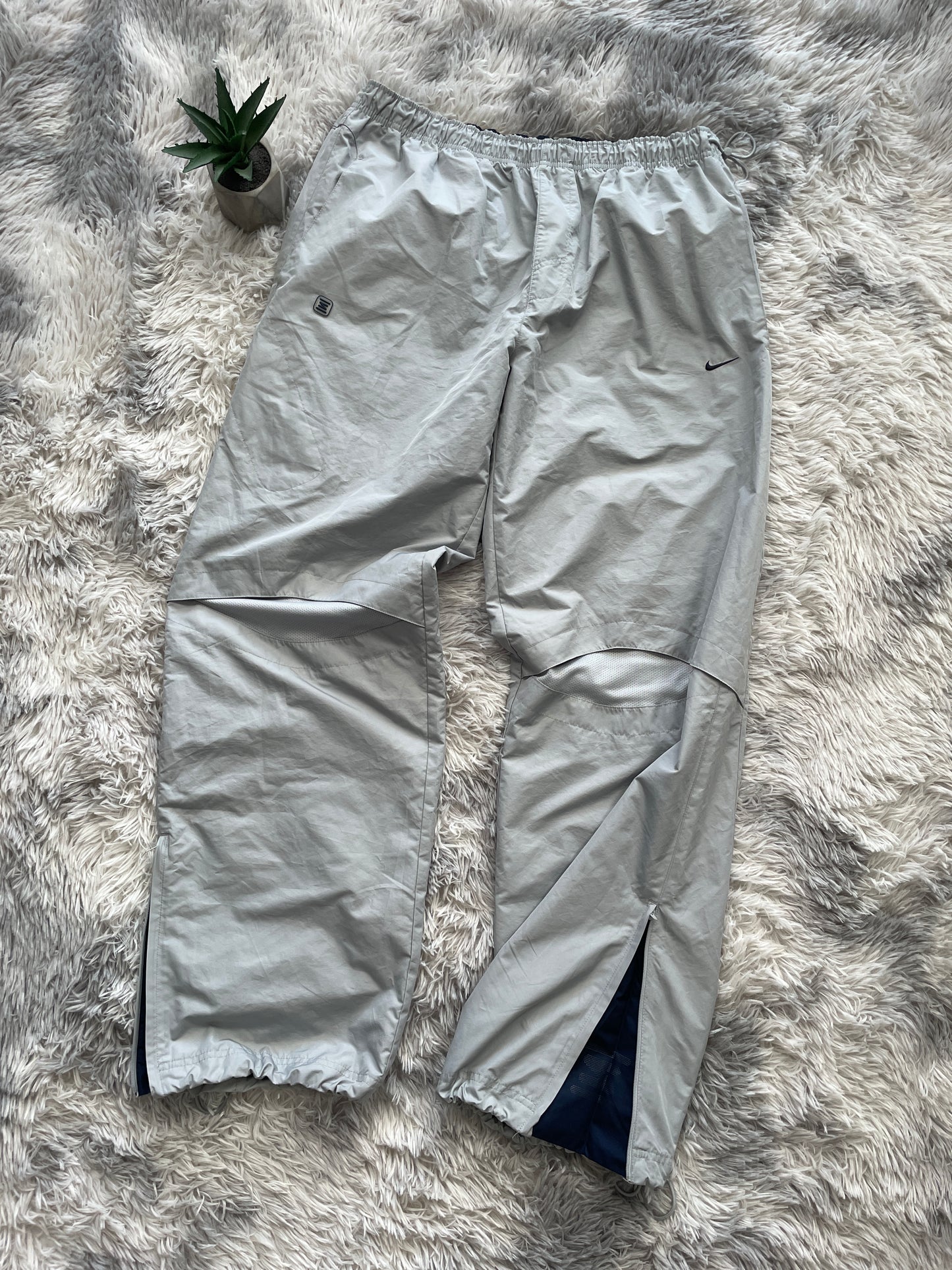 Nike Shox Flared Trackpants (XL)