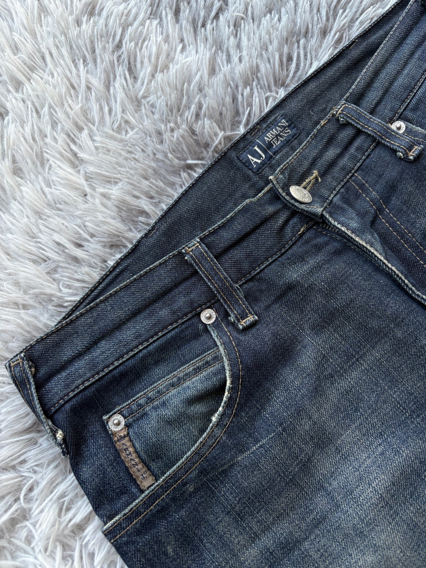 Armani Washed Jeans (32)