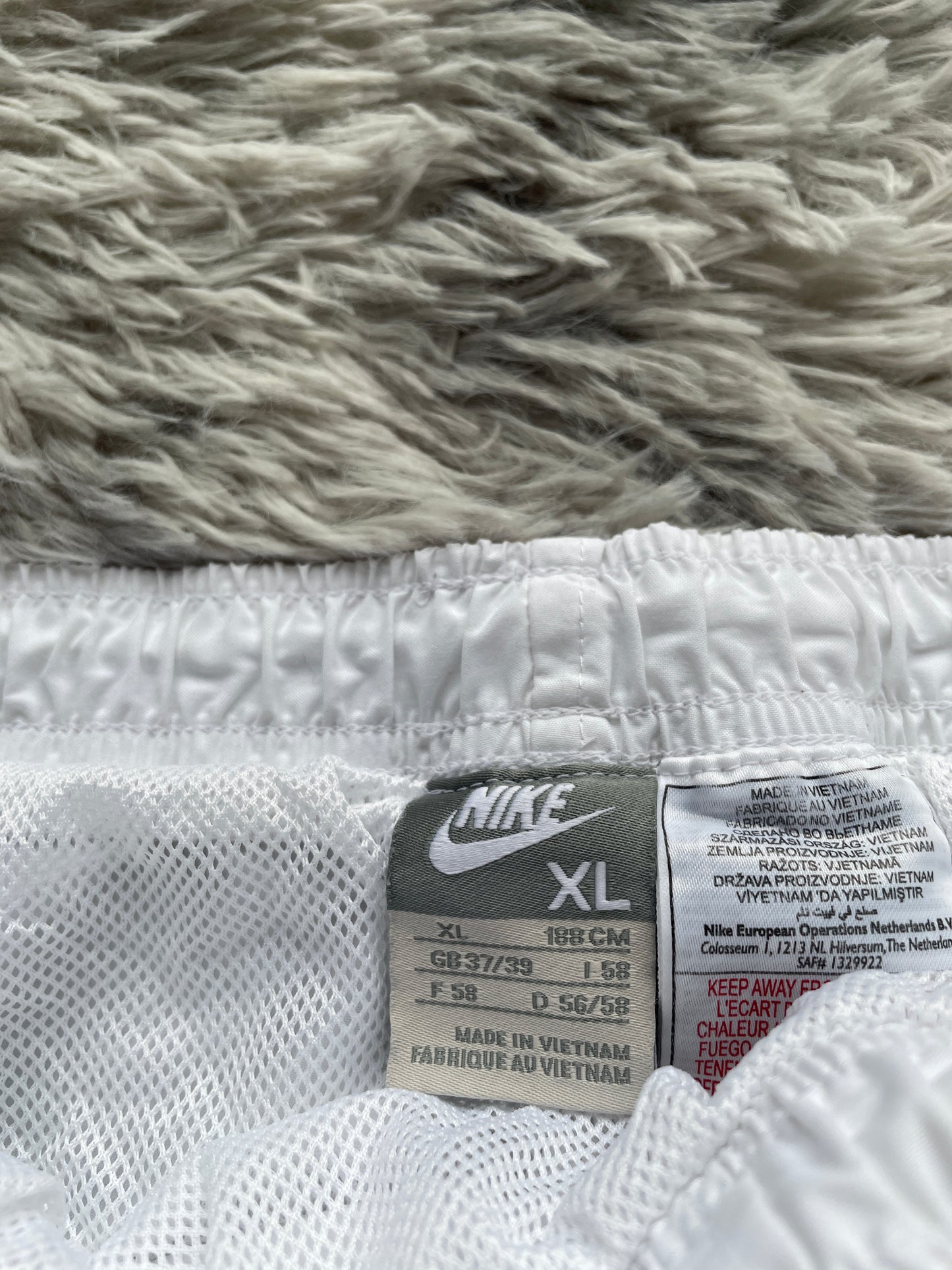 Nike Trackpants Shorts (XL)