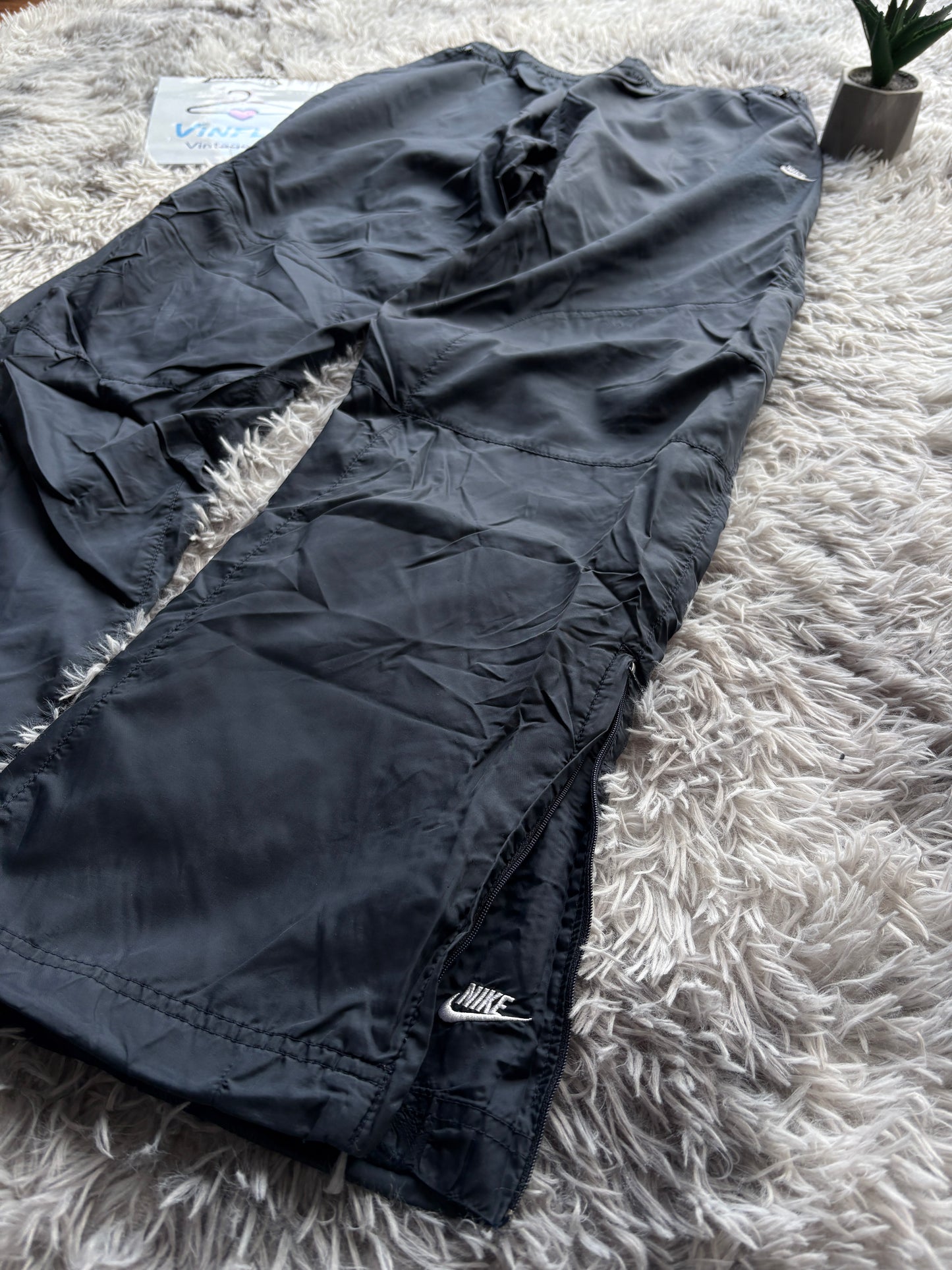 Nike Flared / Open Leg Trackpants (XL)