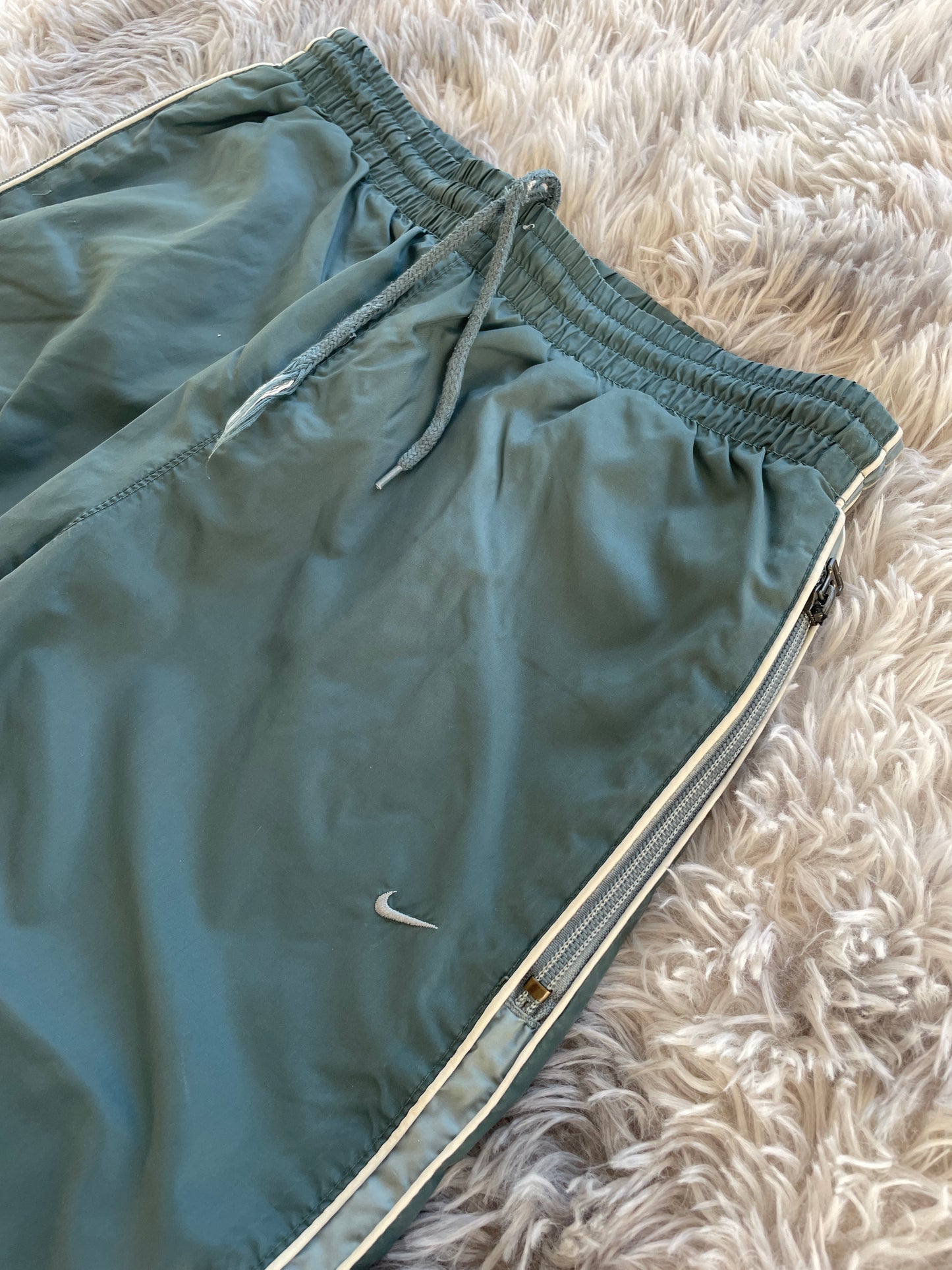 Nike Flared Trackpants ( L Kinder )