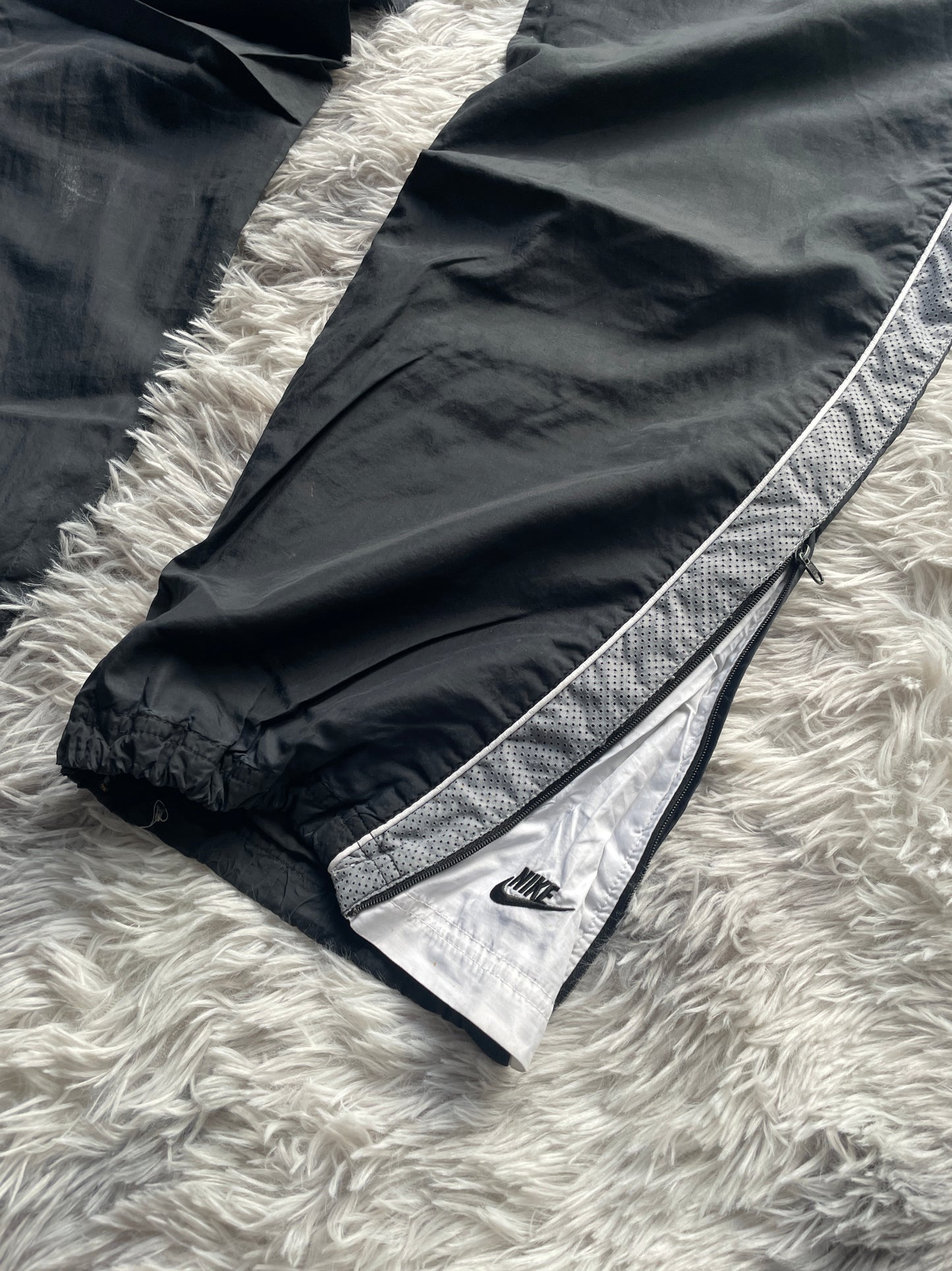 Nike Flared Trackpants (~L)