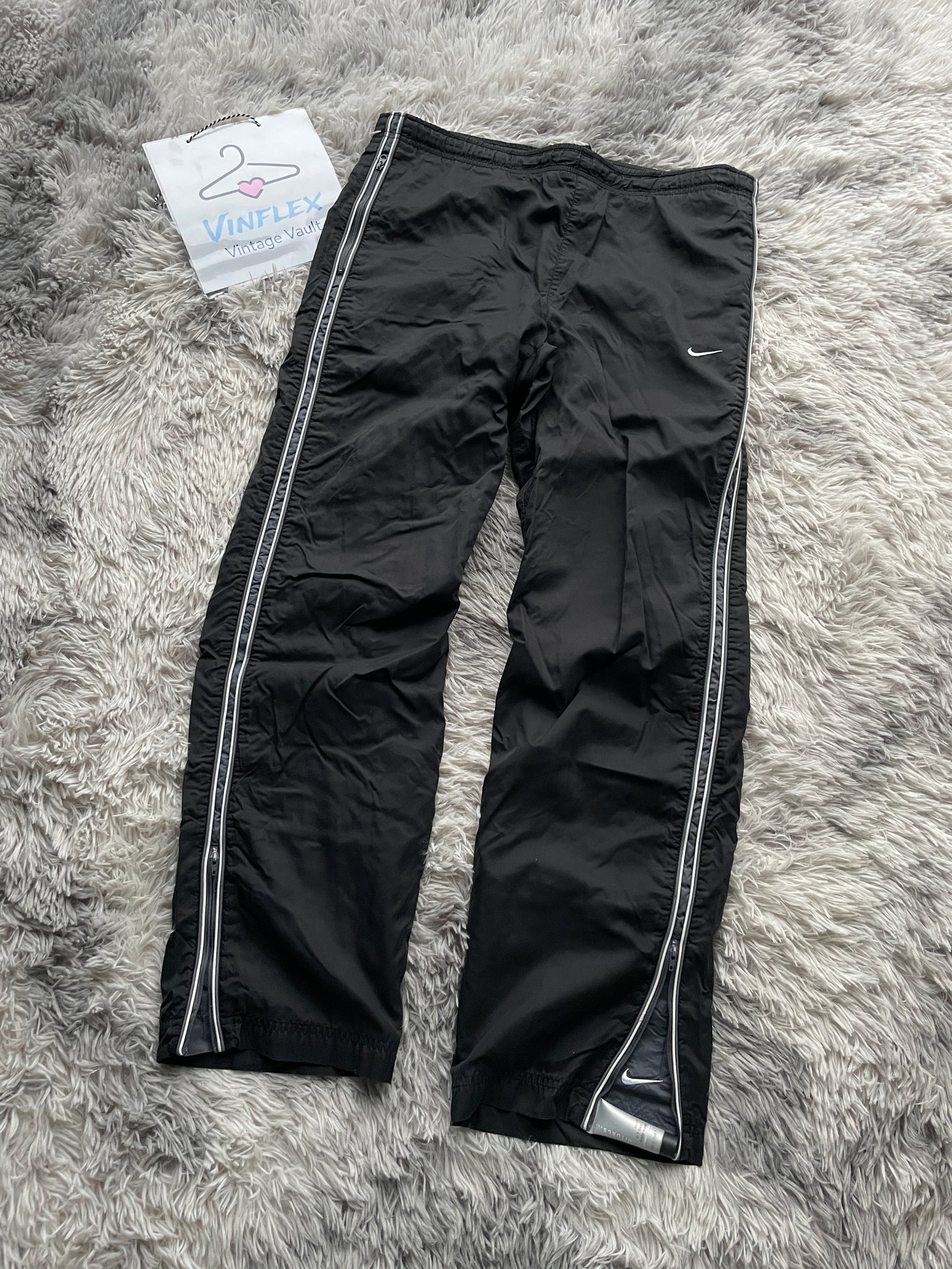Nike Flared Trackpants ( XL Kinder )