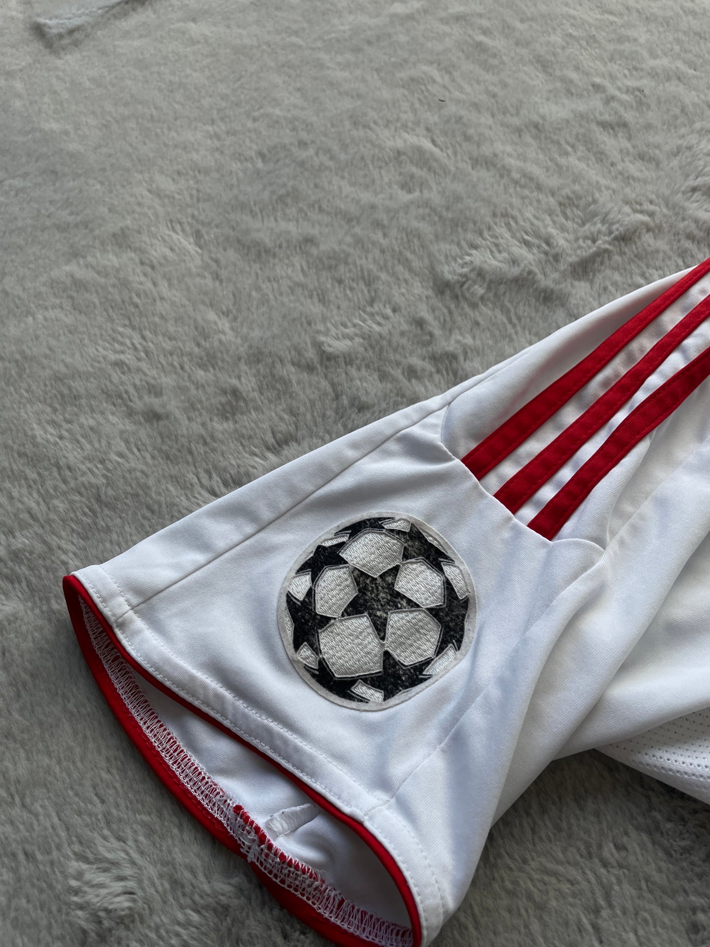 FC Bayern UEFA Champions League Trikot (M)