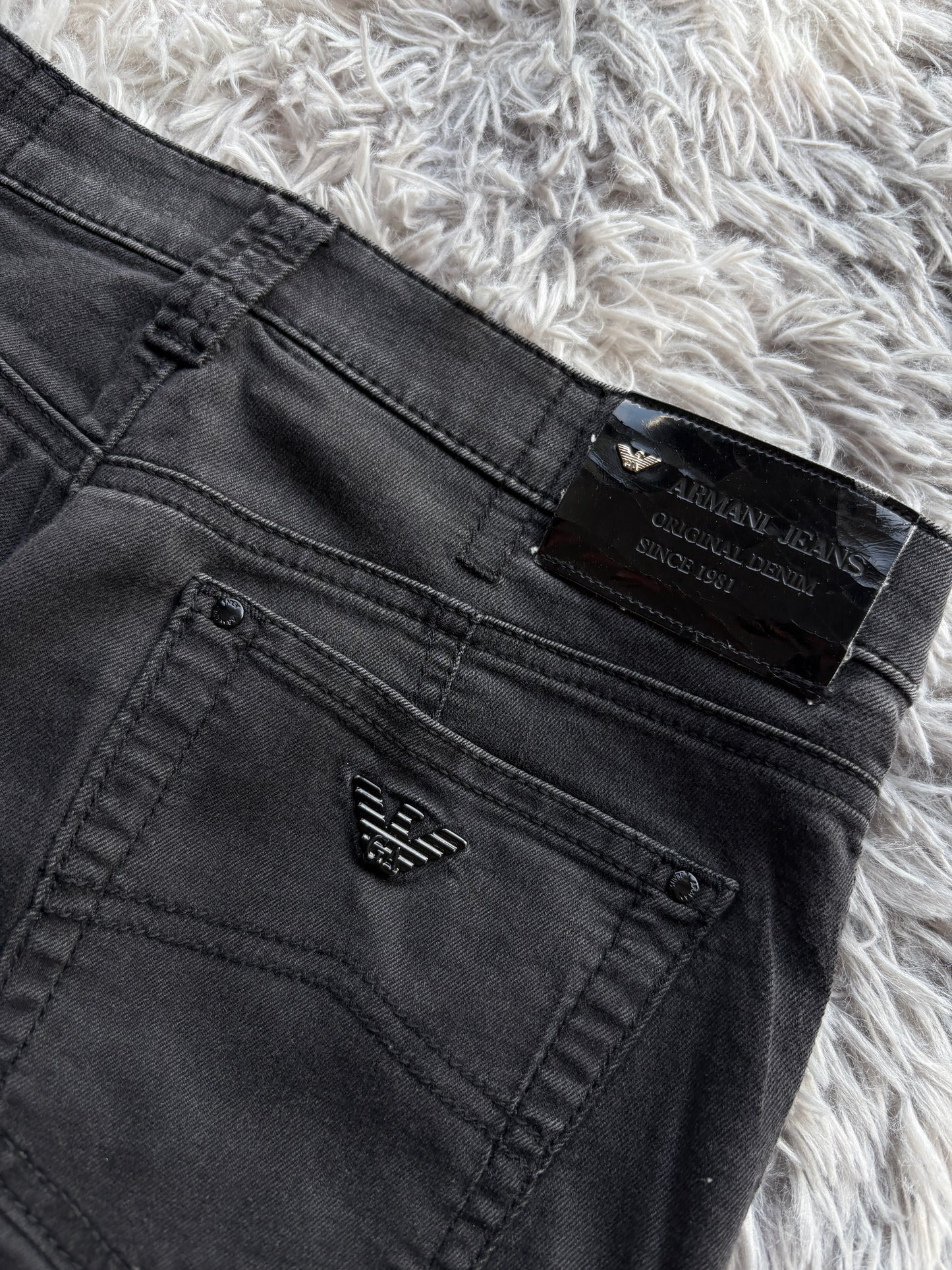 Armani Jeans (30 / XS-S)