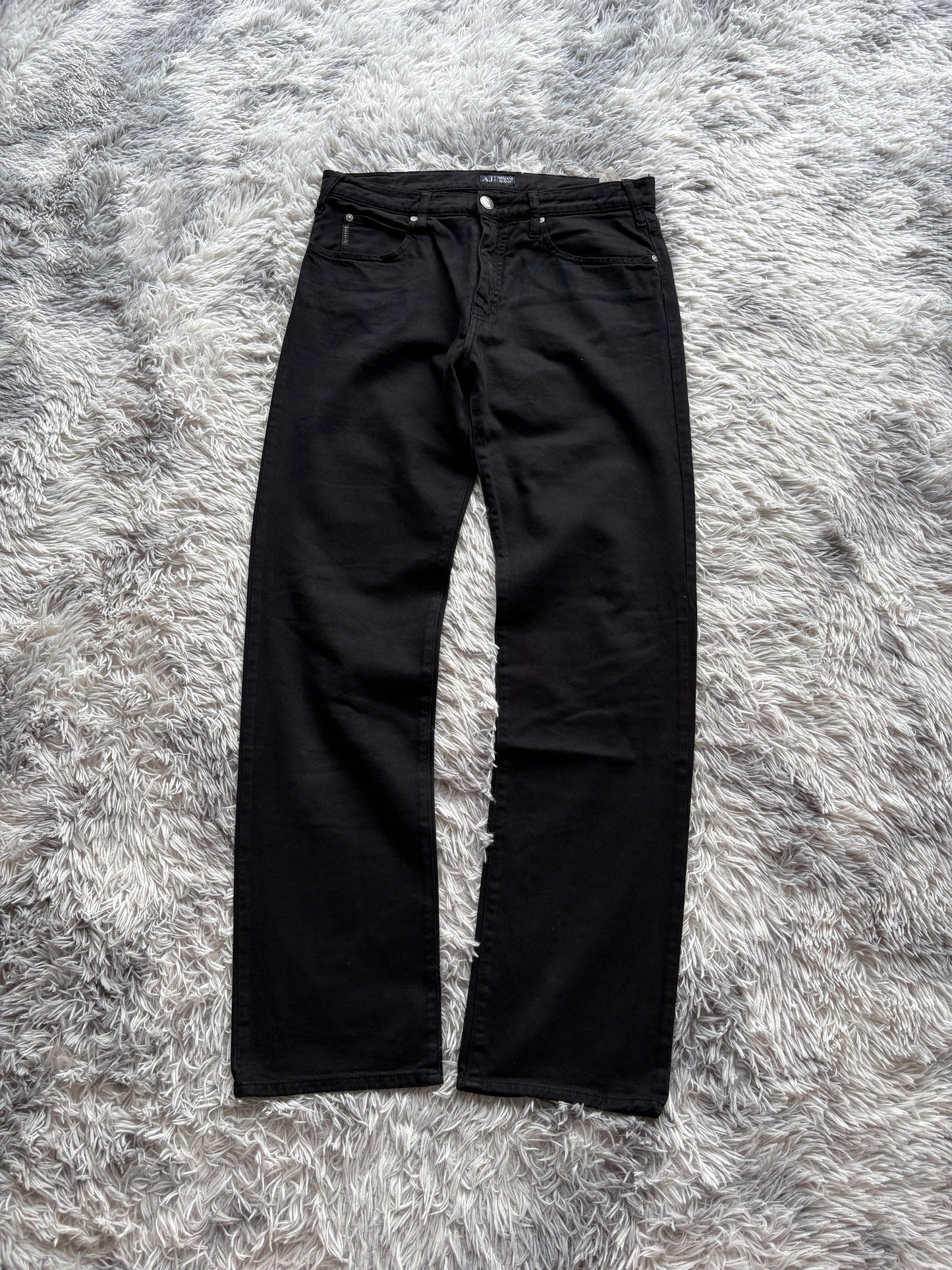 Armani Jeans (33 / M-L)