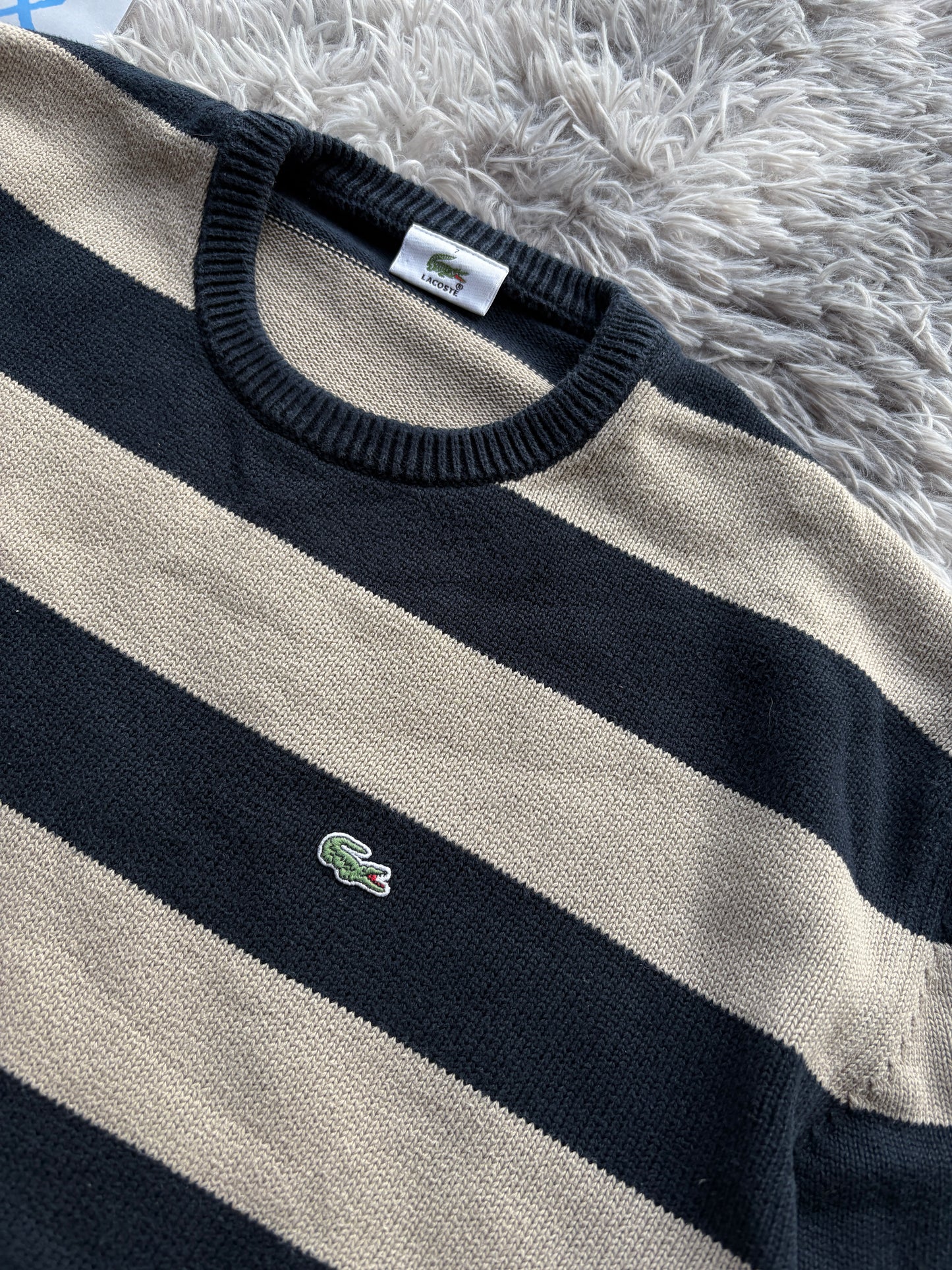 Lacoste Sweater (L-XL)