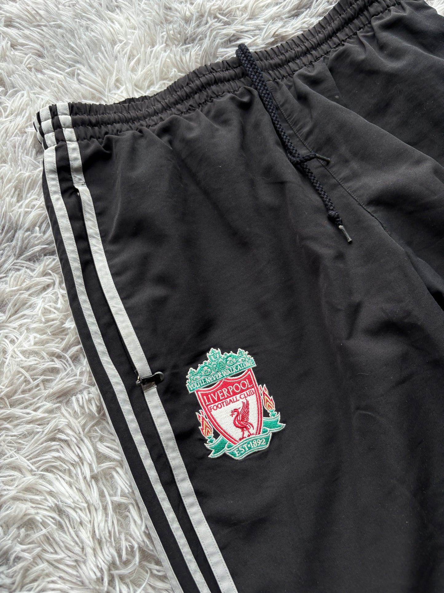 Liverpool Adidas Trackpants (M)
