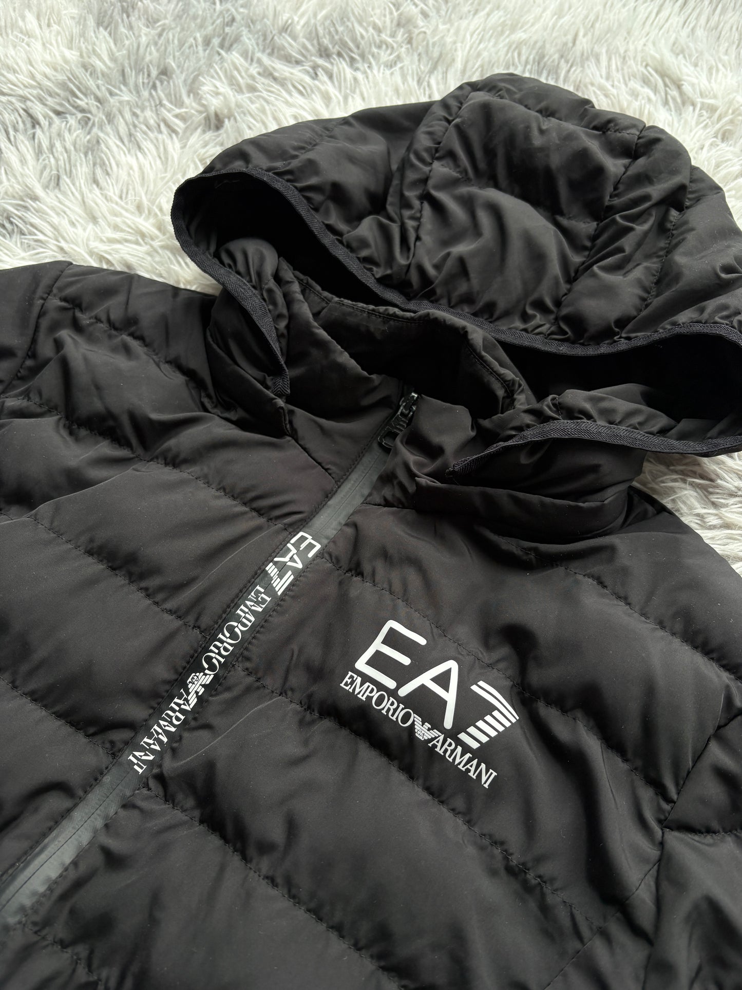 EA7 Armani Pufferjacke (Damen S-M)