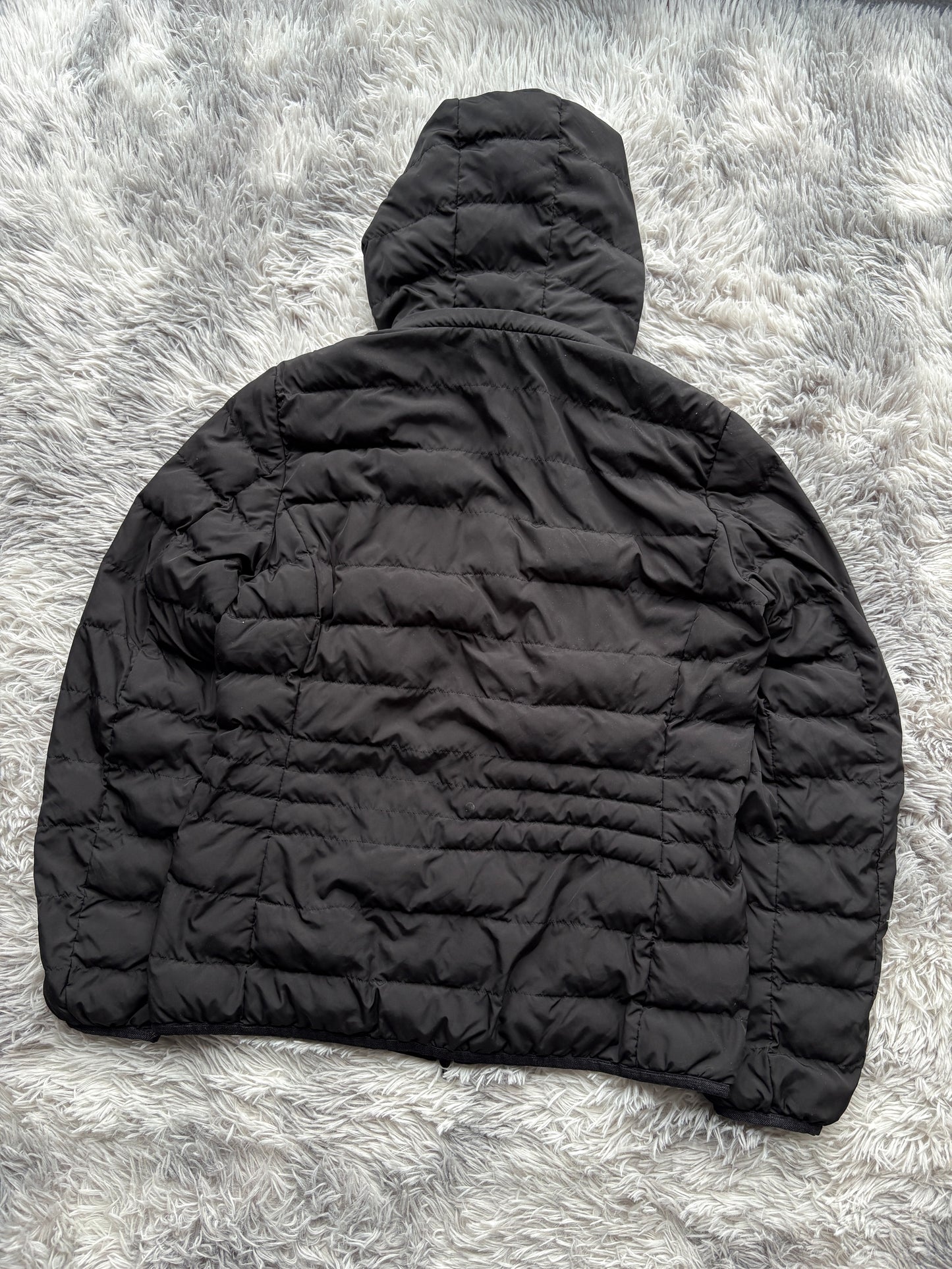 EA7 Armani Pufferjacke (Damen S-M)