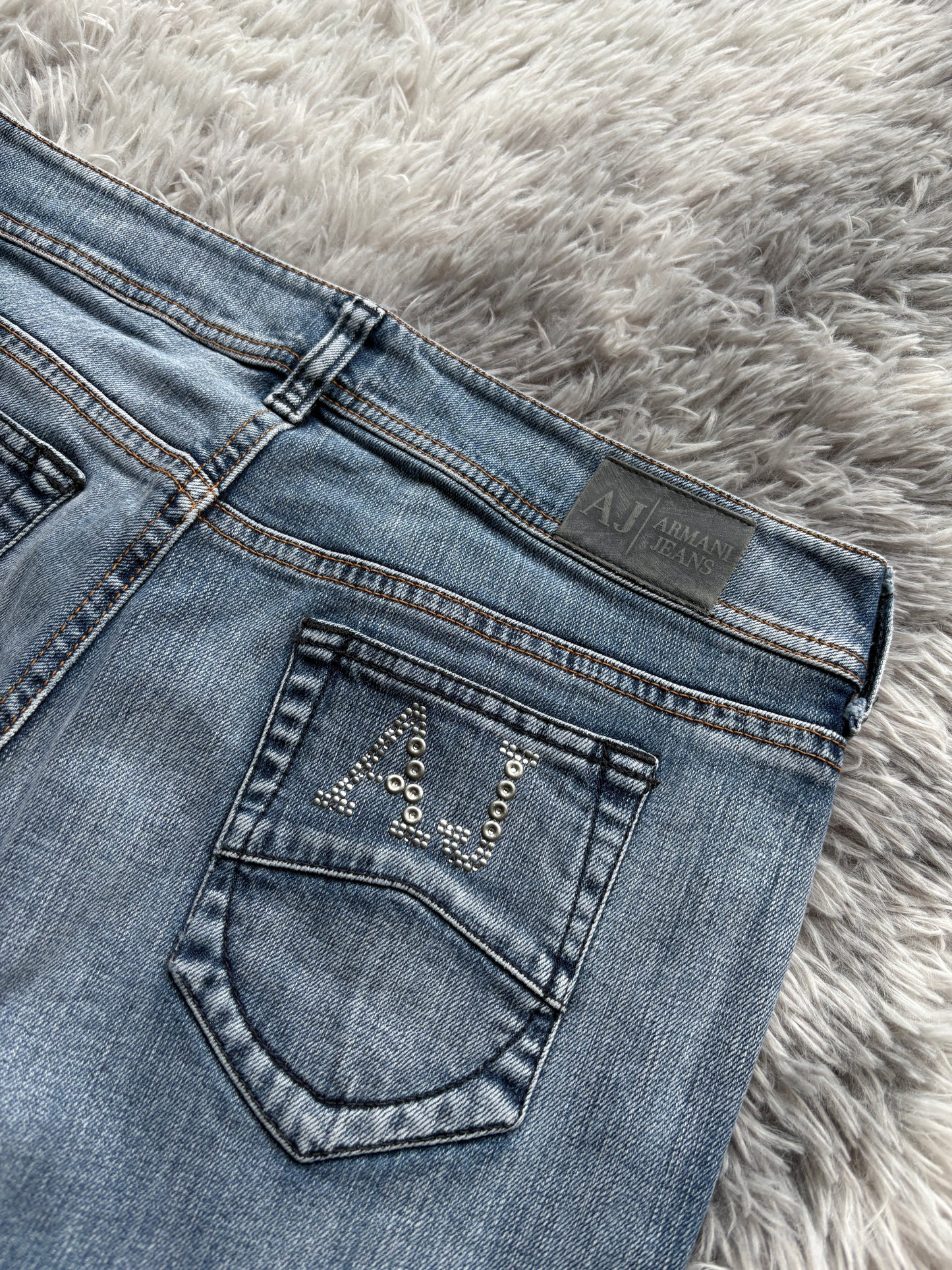 AJ Perlen Jeans (Size 30 -> M Damen)