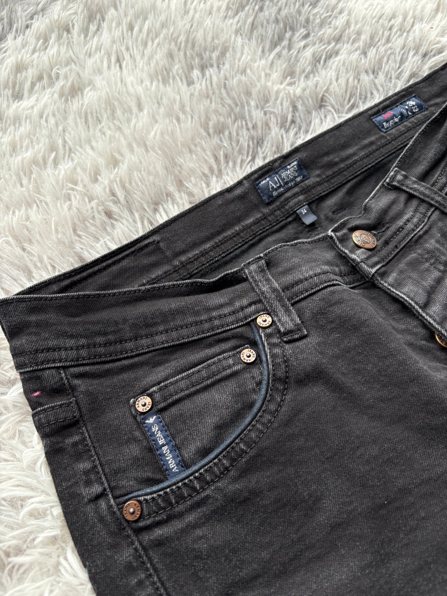 Armani Basic Jeans (W34 L32)